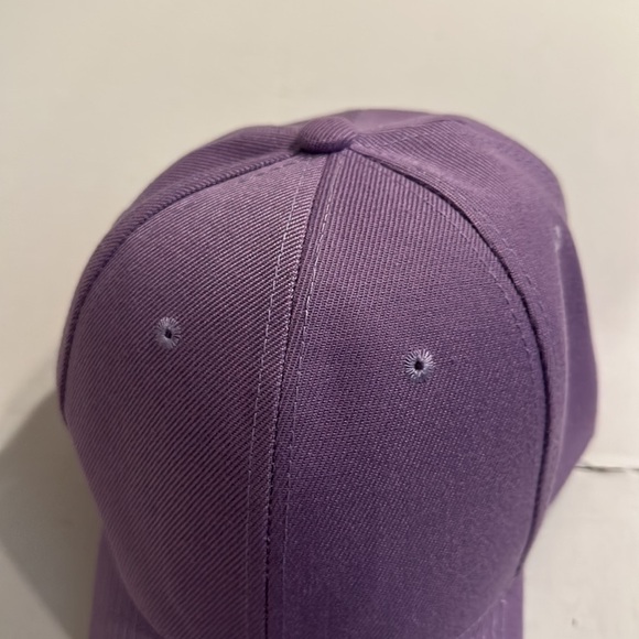 Violet Cap NEW - Picture 4 of 5